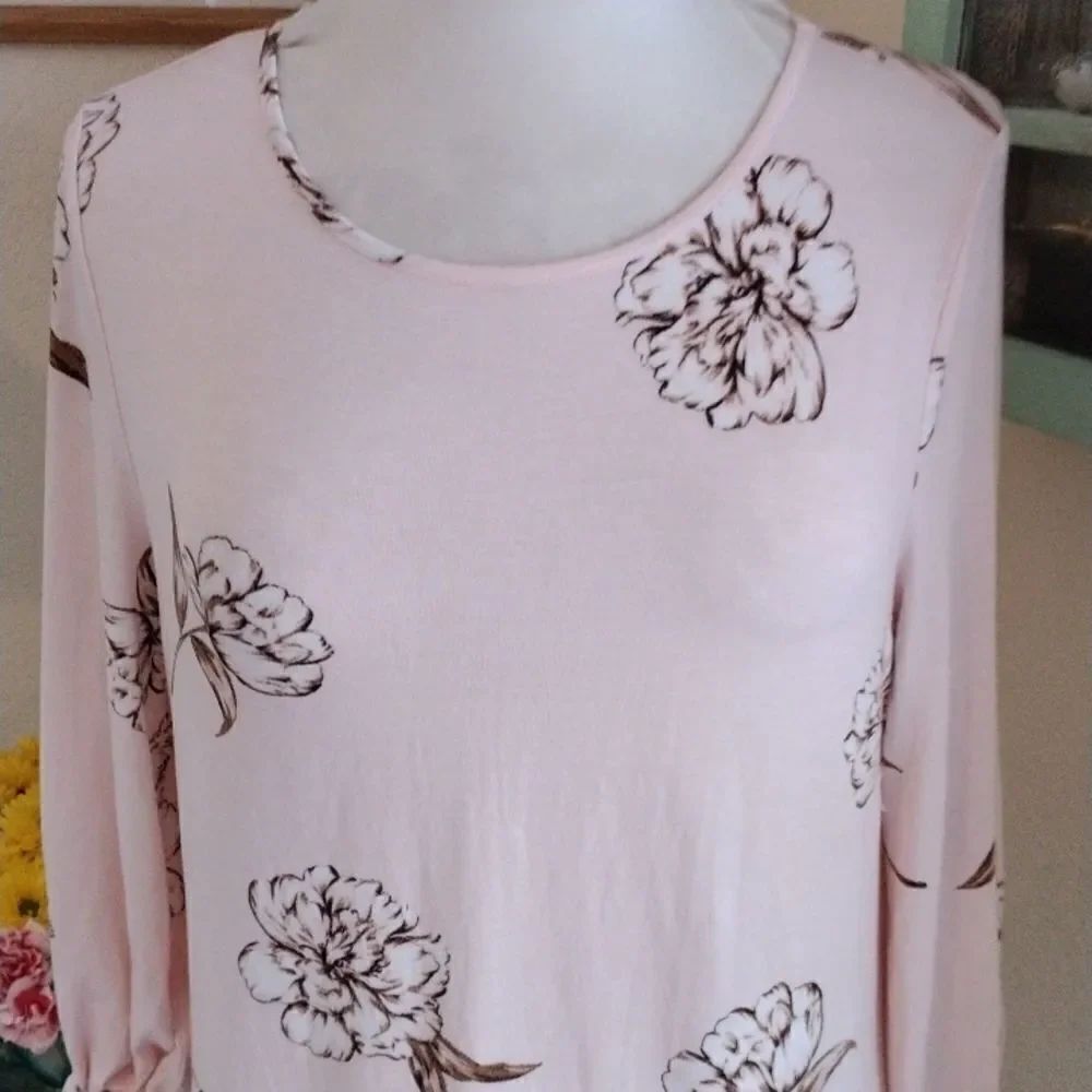 NWT Ann Taylor Factory Knit Top - Picture 2 of 9